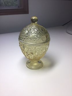 Vintage Avon Pressed Yellow Amber Embossed Floral Glass Candy/Trinket Dish with Lid, 1970s