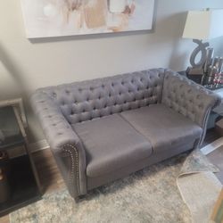 Sofa 275$