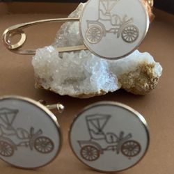Vintage 1960’s White Cloisonné Enamel Antique Car Set Cufflinks And Tie Tack