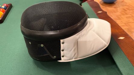 Used fencing hat
