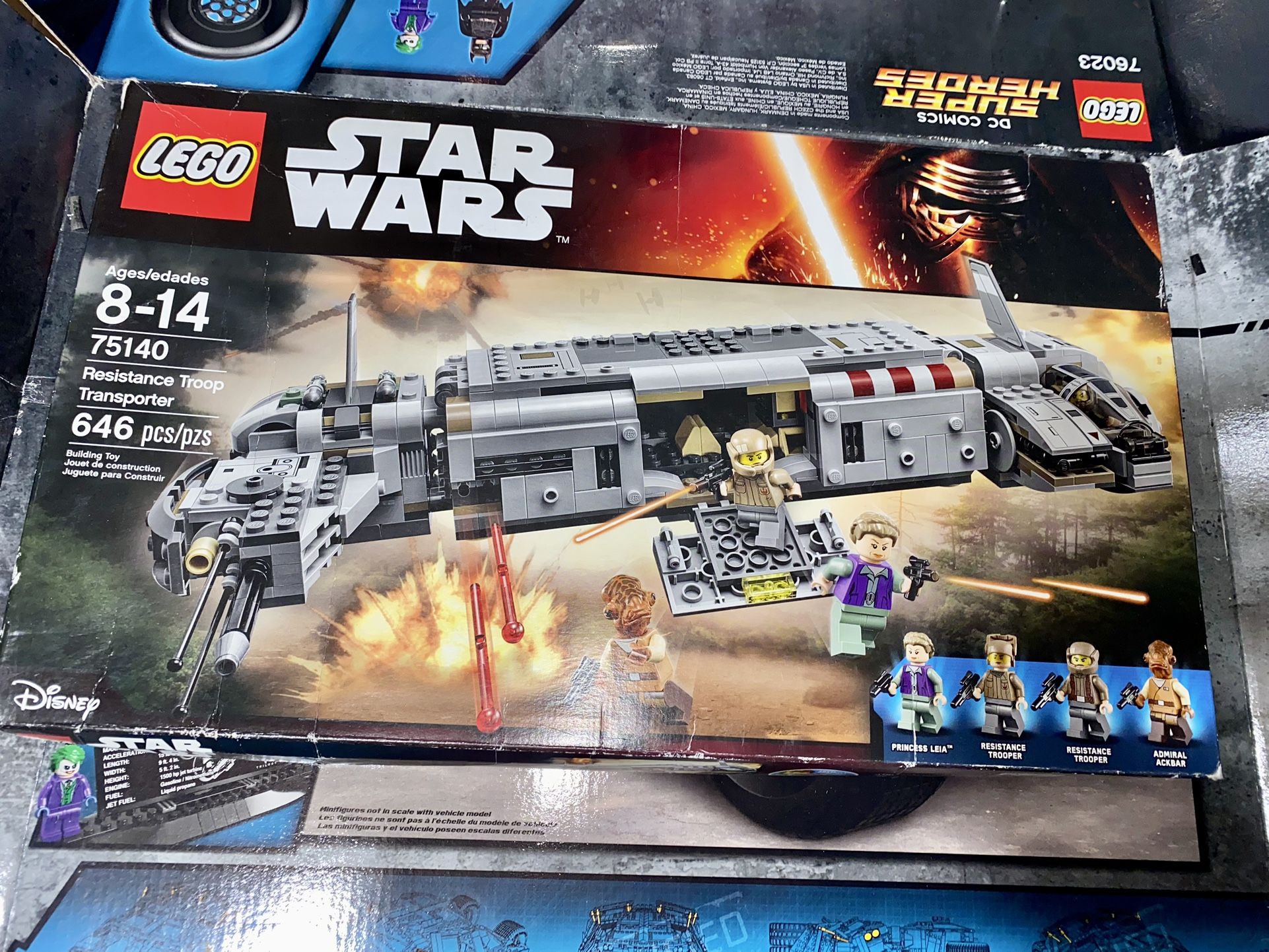 LEGO STAR WARS 75140 RESISTANCE TROOP TRANSPORT