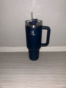 Stanley 40 oz tumbler