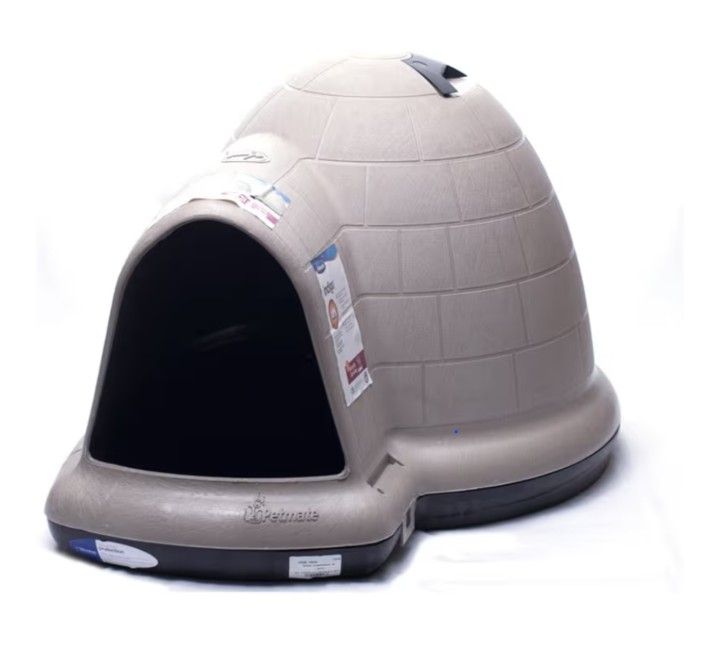 Igloo Dog House 