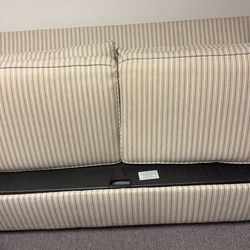 Free Sofa With Retractable Bed Inside