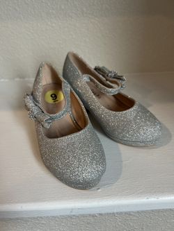 Girl Shoes, Size 9