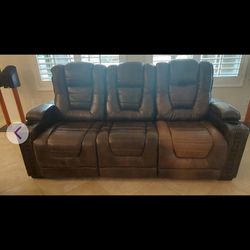 Leather Recliner Couches 