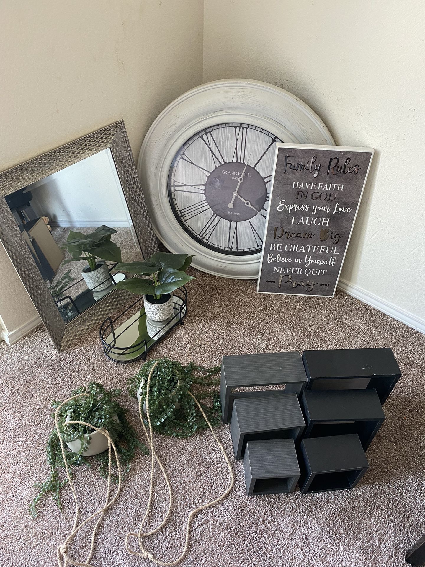 House Decorations Items