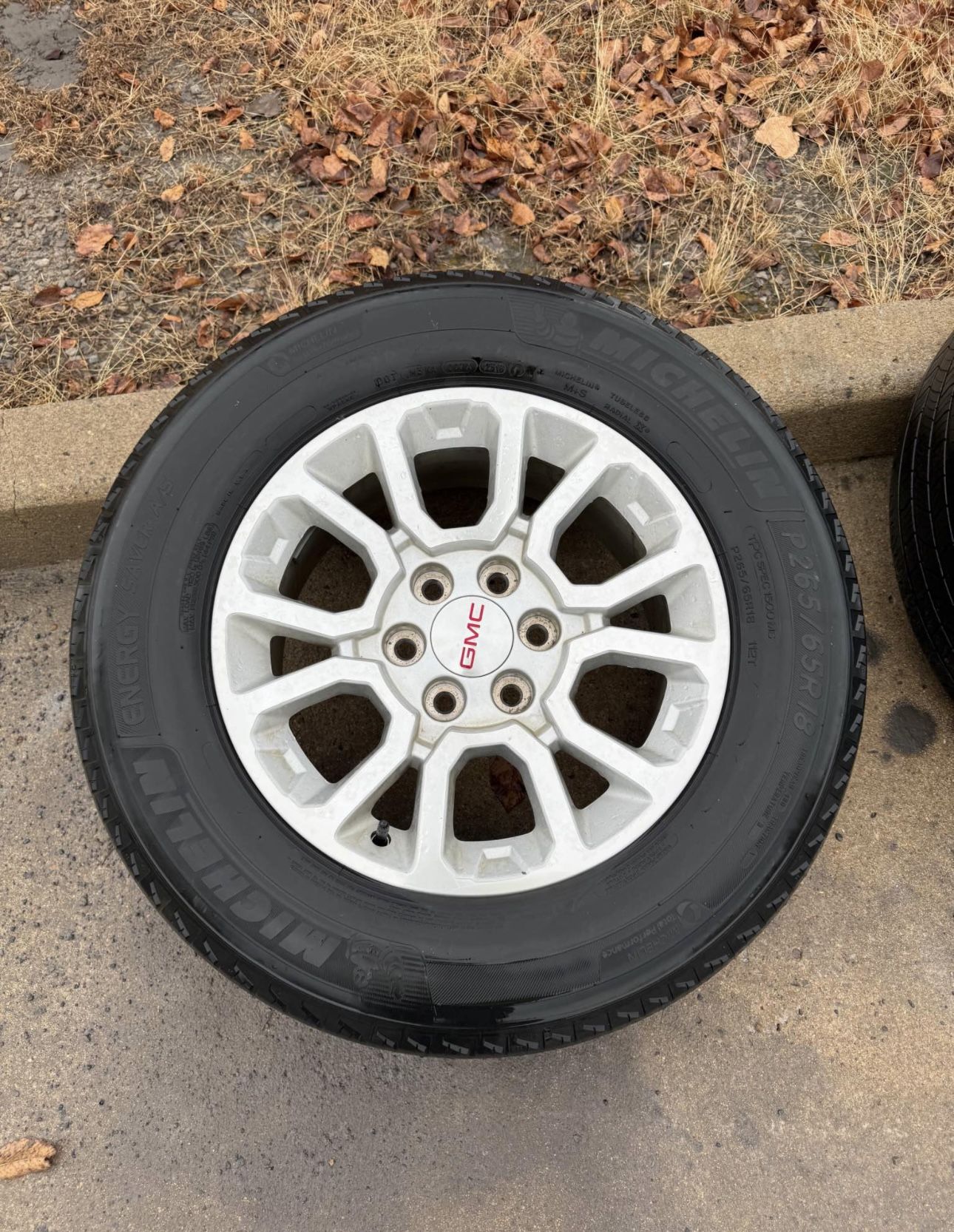 2018 GMC Tires and Rims