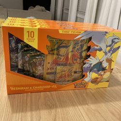 Charizard And Reshiram Collector Box 