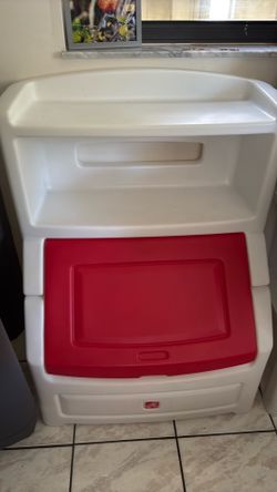 Free Step2 toy chest and shelf