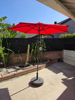9 ft Patio Umbrella WITH BASE, 8 Sturdy Ribs Outdoor Table Umbrella with Push-Button Tilt & Crank for Garden, Deck, and Pool Dark-Red $60