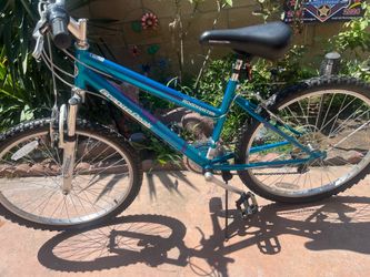 Road Master Granite Mountain Bike, 24” tire size