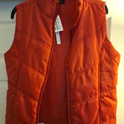 New W/tags Womens Vest Size Medium 