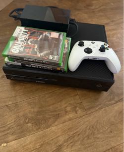 Title: Xbox One 500GB Bundle – White Wireless Controller, GTA V & Black Ops 2&3