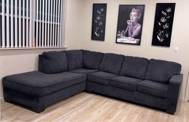 Sectional couches