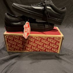 Black Vans 