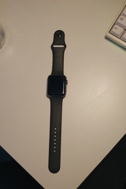 Apple Series 3- 42mm GPS
