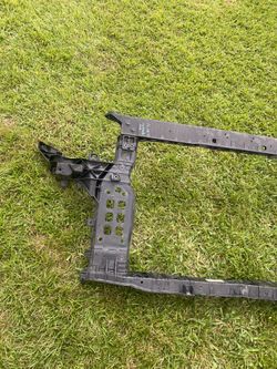 Kia Sorrento Radiador Soport 16 To 20 OEM Perfec Conditions 