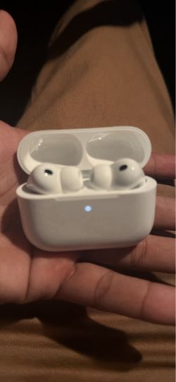 AirPod pro 3 (with noise cancellation)