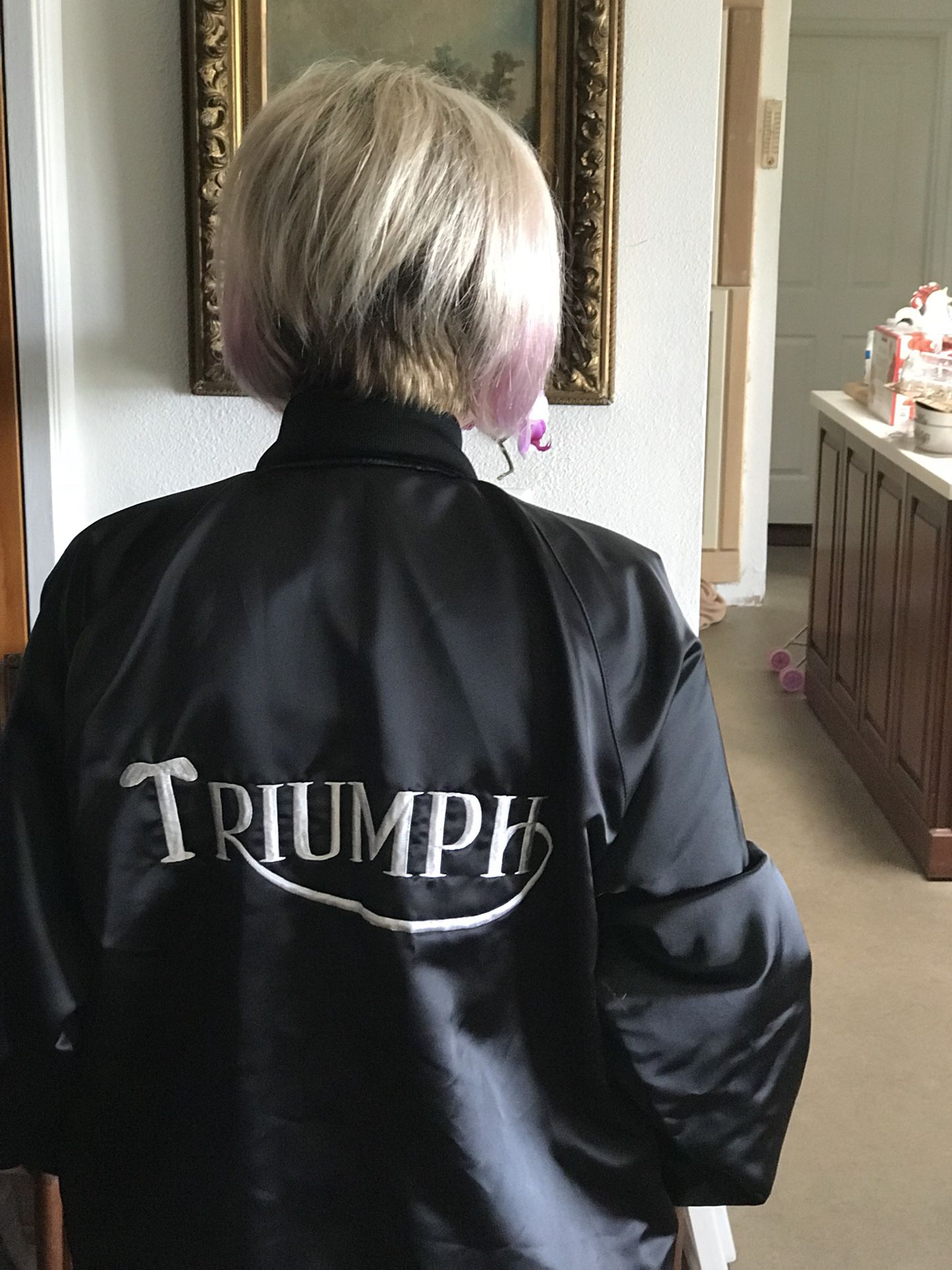 Xl Embroidered Silk Jacket with (Triumph) motorcycle on it