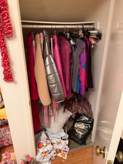 Assorted Women’s Jackets and Coats – Entire Bundle