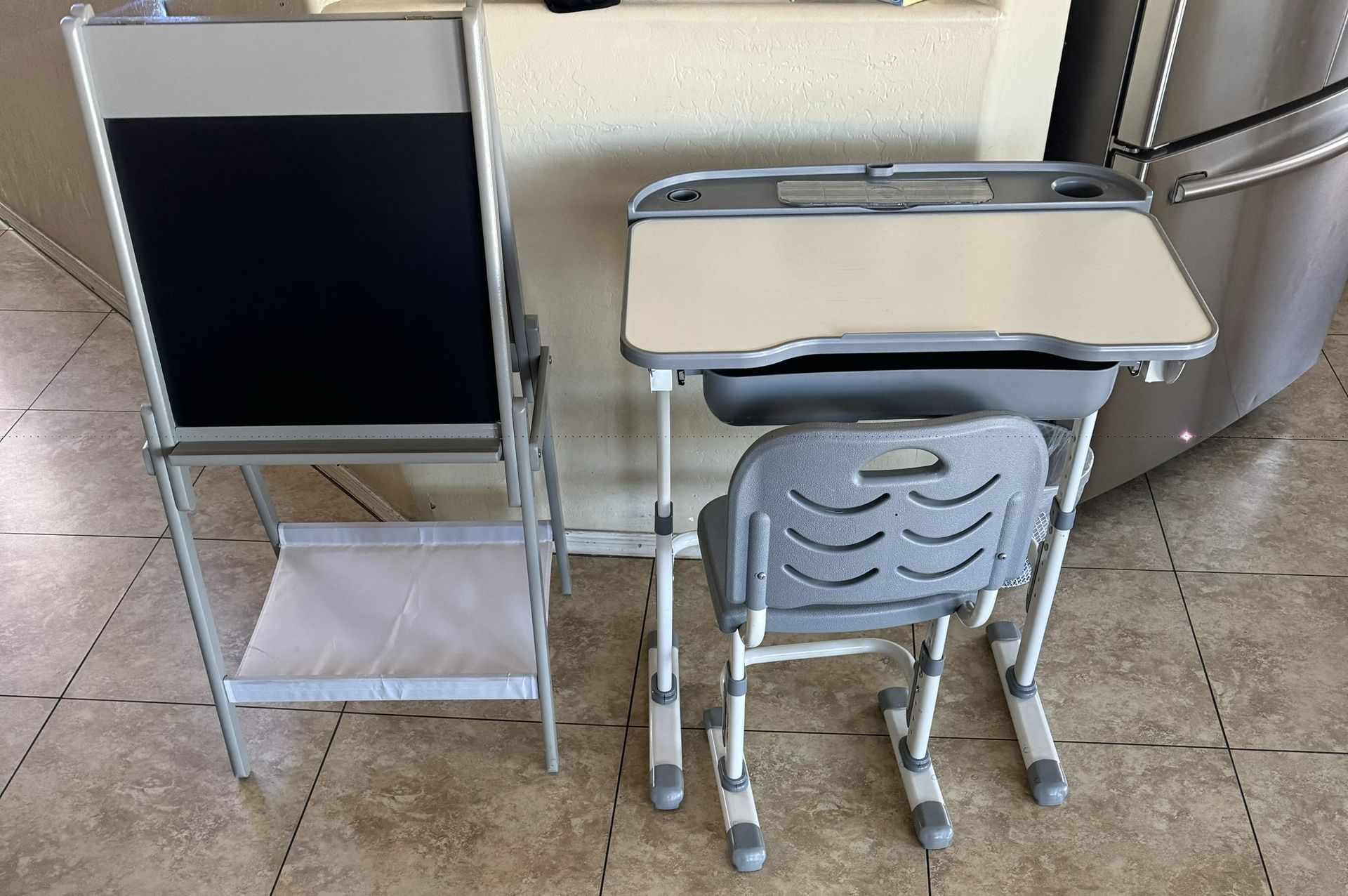 Kids desk with chair and whiteboard