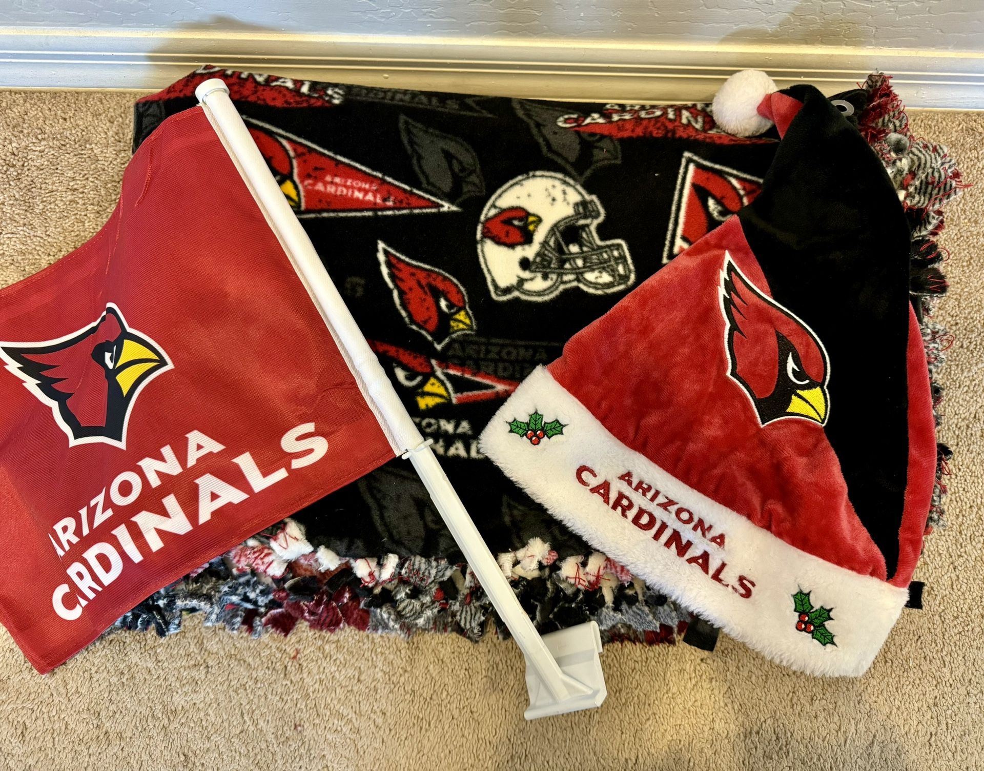 New Arizona Cardinals Blanket Flag Christmas Santa Hat NFL Football