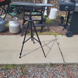 Tripod 