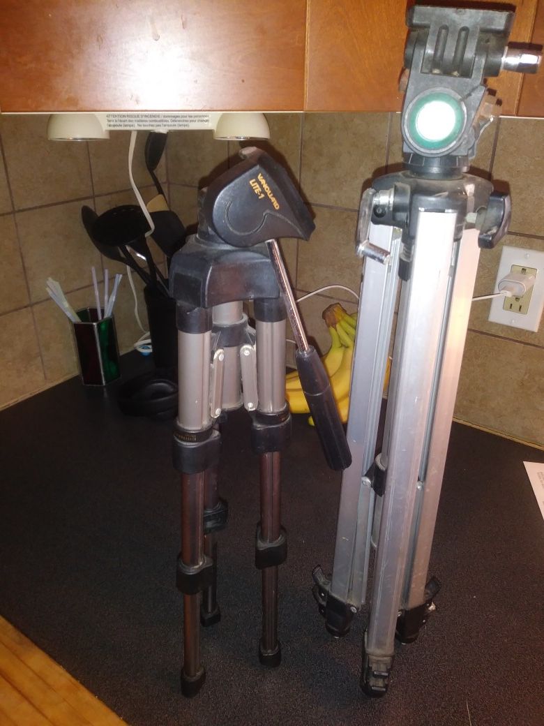 🎥 📷 tripods🔥🔥