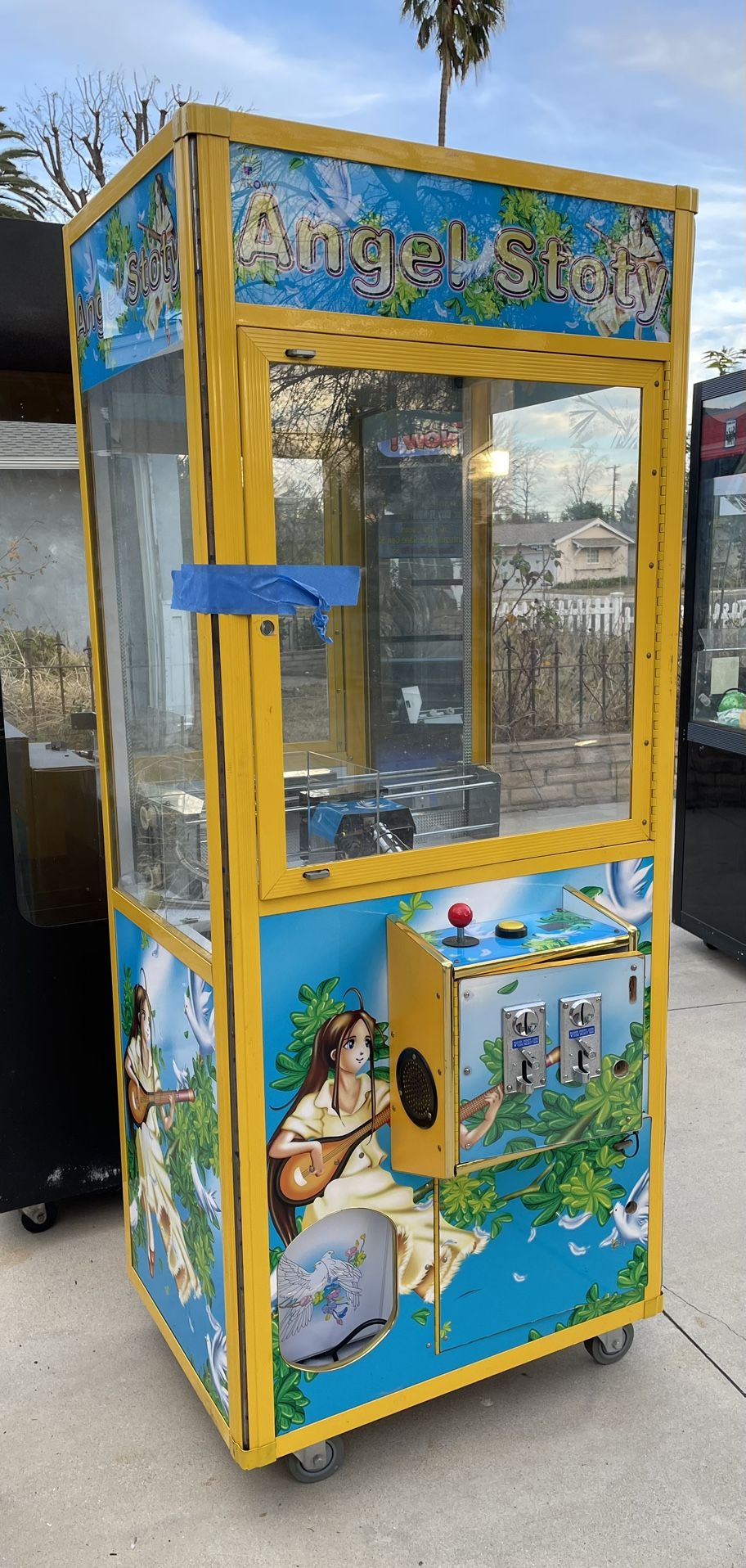 Arcade Plushie Crane Claw Machine