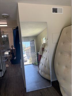 Extra Large Standing Mirror – 31” x 77”