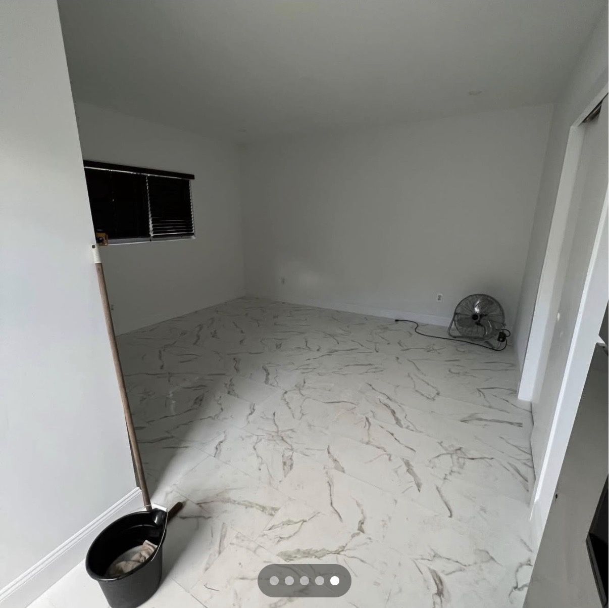 Cozy Efficiency - All Utilities Included!