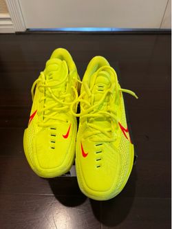 Nike GT Cut EYBL Size 10.5