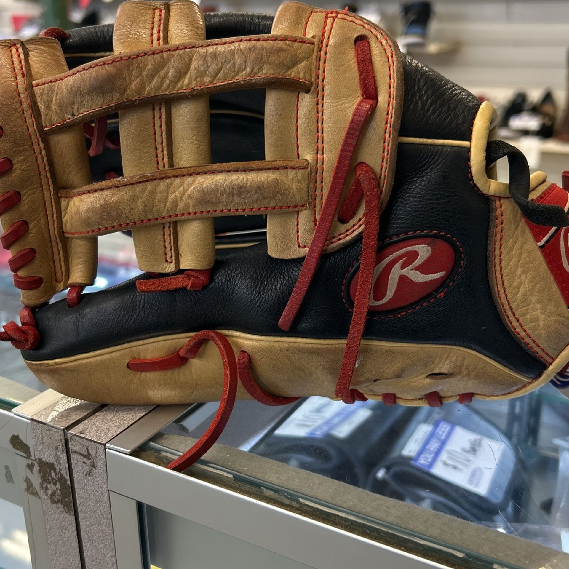 Fcp2344 Rawlings Glove