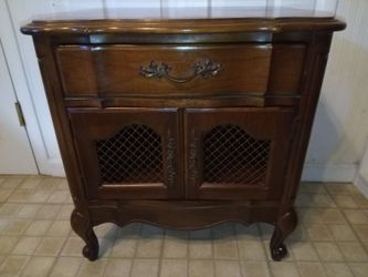 Antique French Style End Table. Walnut Wood, Drawer and Lower Storage with Wire Mesh Doors.