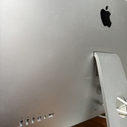 27” Apple Thunderbolt Display