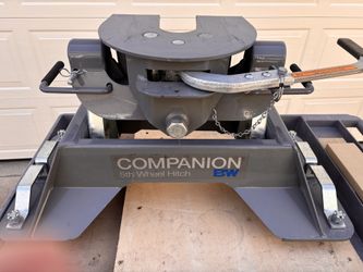 B&W 20,000 lbs, 5th wheel hitch