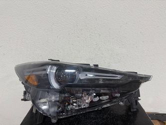 MAZDA CX5 RIGHT HEADLIGHT 2018