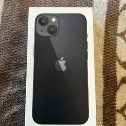 iPhone 13 Midnight Blue
