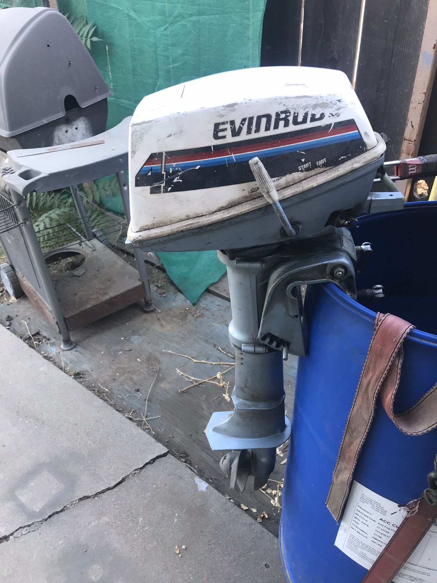 Evinrude 4hp outboard motor