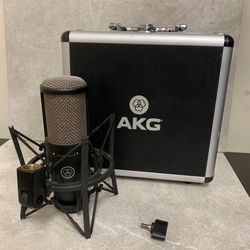 AKG P220 Studio Condenser Microphone Mic With Spider Shock Mount & Carry Case