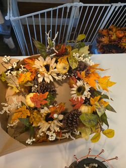 Sunflower Thanksgiving Wreath, 18 Inch Fall Wreaths for Front Door with Pumpkin Maple Leaf Berry, Autumn Wreath Fall Decorations