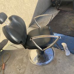 Barber chair