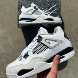 Jordan 4 Retro Military Black