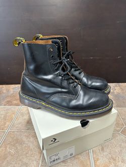 Doc marten’s 1460 made in England size US 10