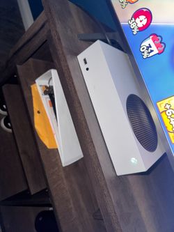 Xbox series s READ DESCRIPTION!!