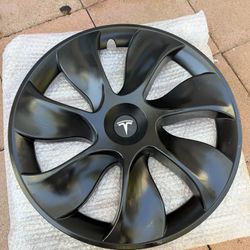 Single Tesla 19" Hubcap – Matte Black
