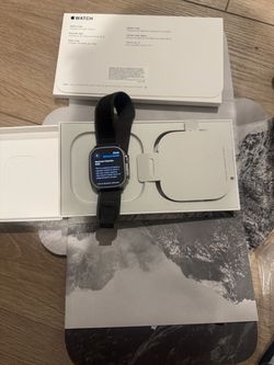 Apple Watch Ultra 49mm 94% battery health w/ retail box