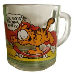 Vintage Garfield And Odie McDonald's glass coffee 1978