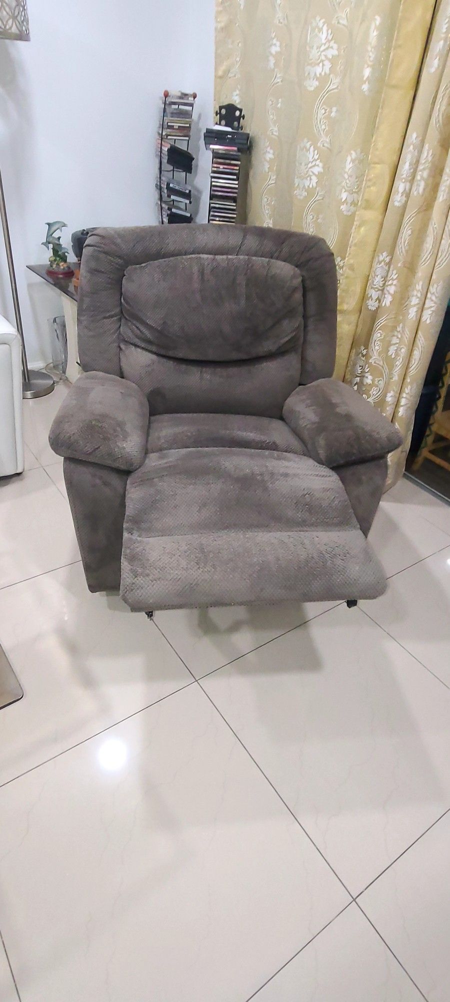 Serta Brown/gray Lazy Boy Electric